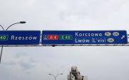 Lwów i Wilno obok L’viv i Vilnius – zagraniczne miasta  na znakach także po polsku 