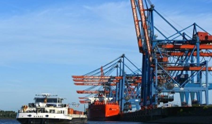 Port Hamburg: Inwestycje w żeglugę śródlądową są możliwe dzięki rozwiniętej kolei Port Hamburg: Inwestycje w żeglugę śródlądową są możliwe dzięki rozwiniętej kolei