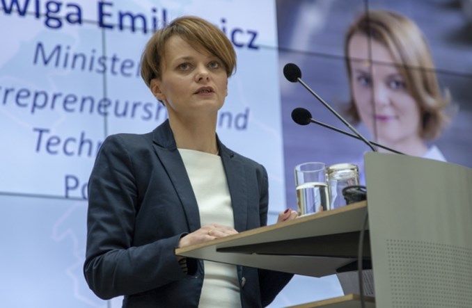 Nie będzie congestion tax? Jadwiga Emilewicz prostuje własną wypowiedź