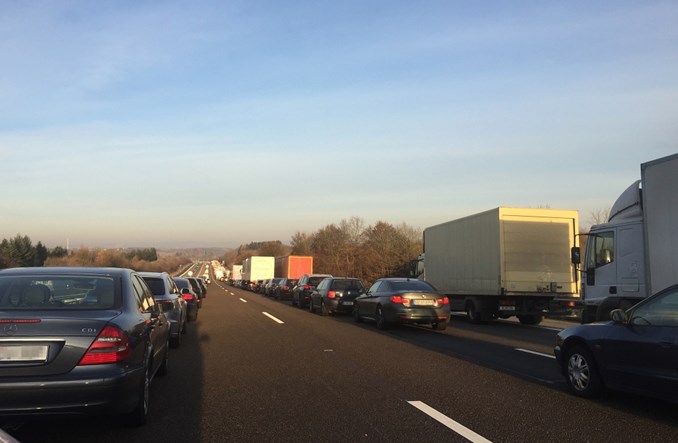 6 grudnia wejdą w życie korytarze życia i jazda na suwak 