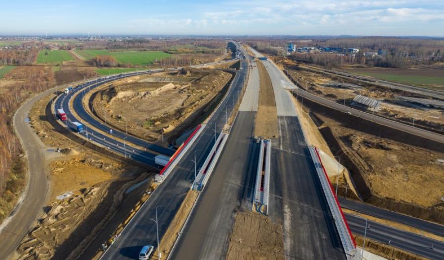 Bliżej zakończenia budowy na A1. Oferty na montaż oświetlenia Bliżej zakończenia budowy na A1. Oferty na montaż oświetlenia