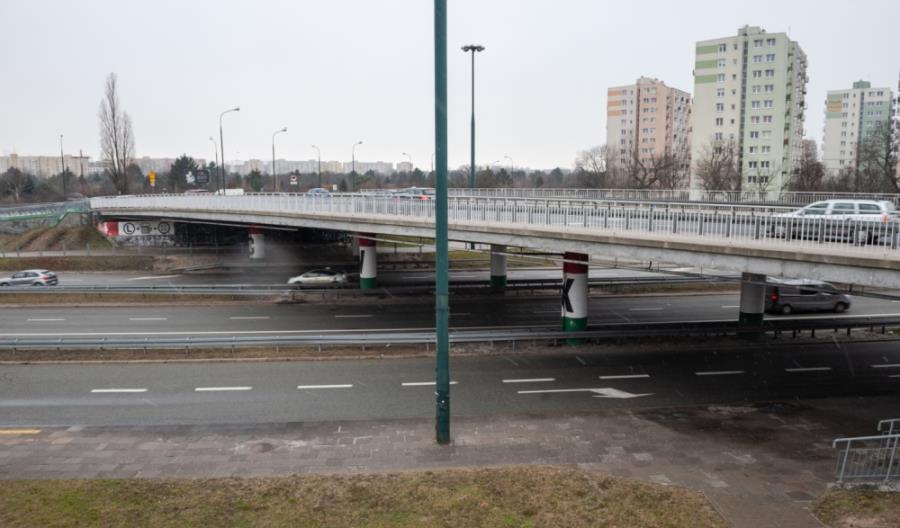 Warszawa. Wiadukt na ul. Ostrobramskiej do remontu Warszawa. Wiadukt na ul. Ostrobramskiej do remontu