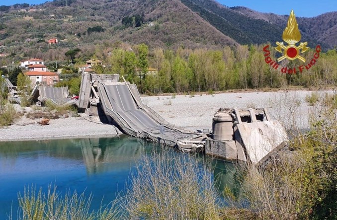 We Włoszech zawalił się kolejny most