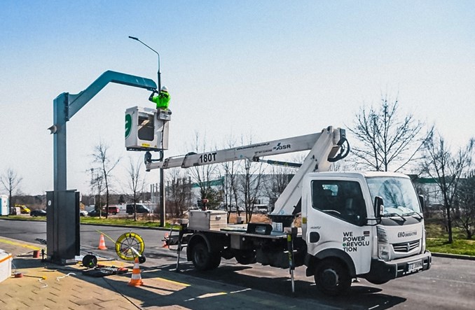 Ekoenergetyka buduje infrastrukturę dla ładowania elektrobusów w Radomiu