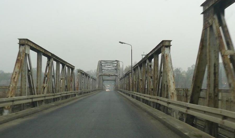 Rozpoczął się remont starego mostu w Cigacicach