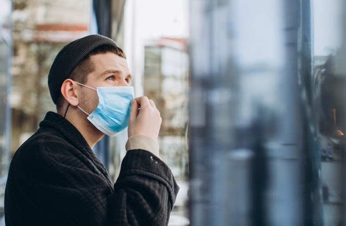 COVID-19: Autobus bezpieczny, szkoła to dramat