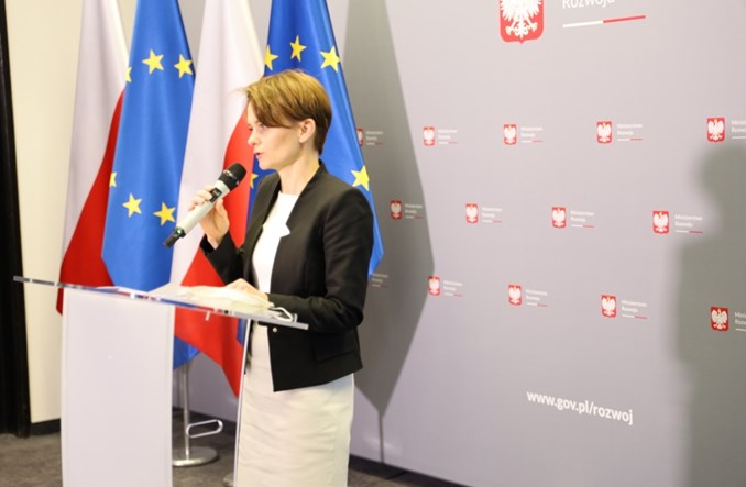 Nowe zapisy tarczy i pakiet osłonowy dla samorządów