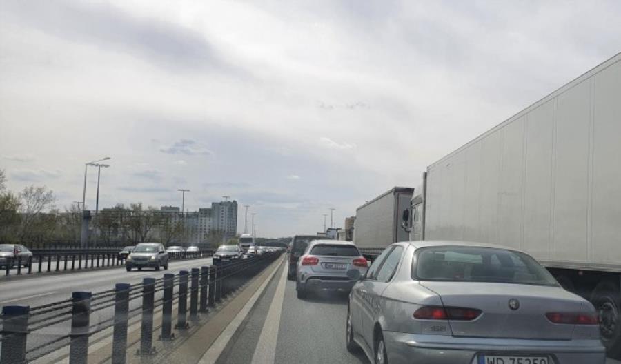 Prawie 80 proc. mniej podróży w święta Prawie 80 proc. mniej podróży w święta
