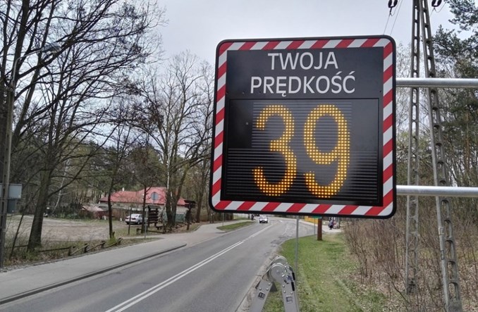 Tablice zmiennej treści poprawiają bezpieczeństwo