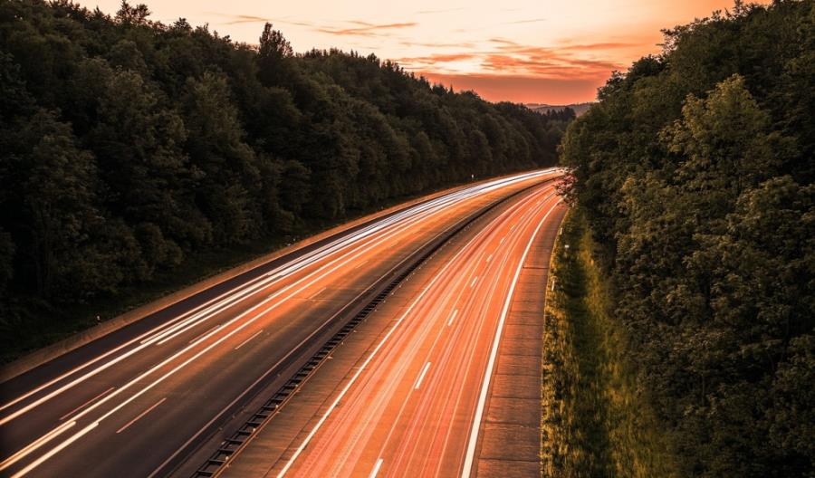 Potrzebna unijna pomoc dla branży transportowej. Dyskusja ministrów Potrzebna unijna pomoc dla branży transportowej. Dyskusja ministrów