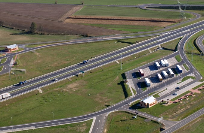 Jest dzierżawca dla MOP Palędzie 