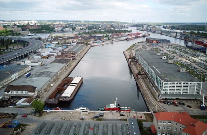 Port Szczecin. Odnowią plac do składowania towarów