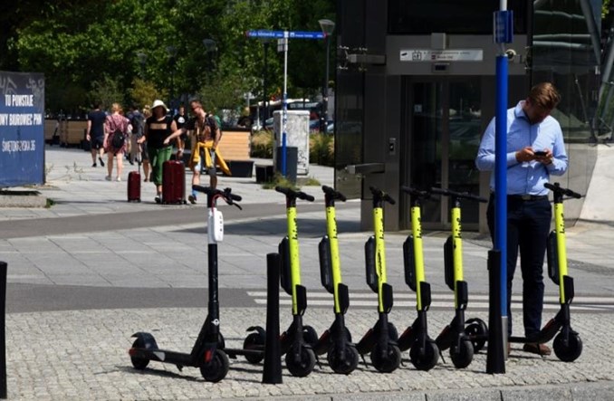 Rada Ministrów przyjęła przepisy dot. hulajnóg elektrycznych i UTO