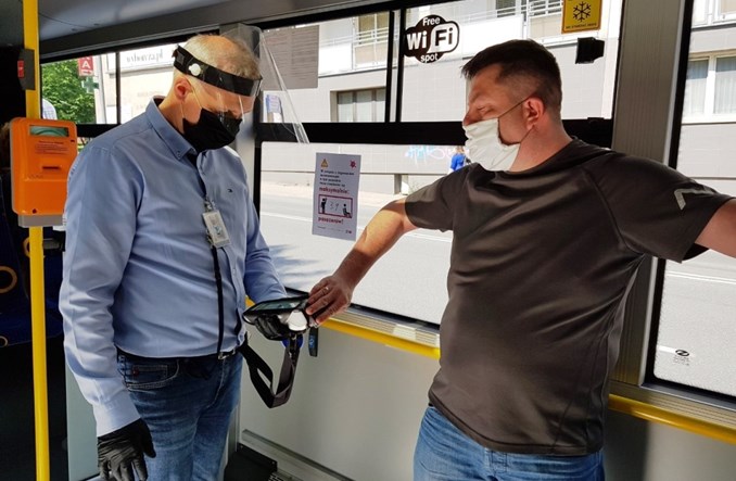 Metropolia GZM: Gapowicze płacą już zbliżeniowo. Więcej kontroli