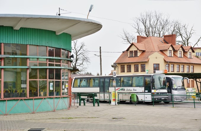 Większa dopłata z Funduszu Autobusowego. Ministerstwo liczy też na przewoźników prywatnych