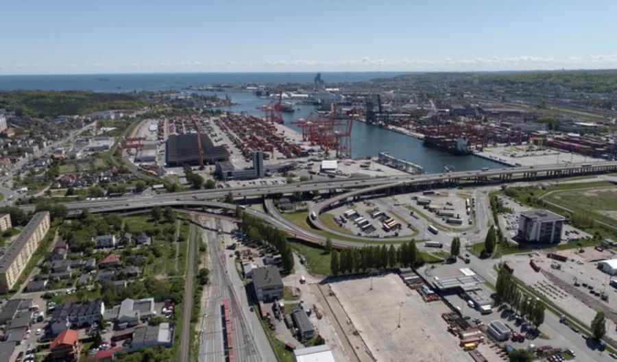 Port Gdynia bliżej inteligentnego systemu zarządzania ruchem Port Gdynia bliżej inteligentnego systemu zarządzania ruchem