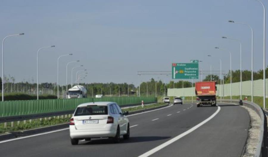 Potrzebny nadzór na S7 między węzłami Miechów i Szczepanowice Potrzebny nadzór na S7 między węzłami Miechów i Szczepanowice