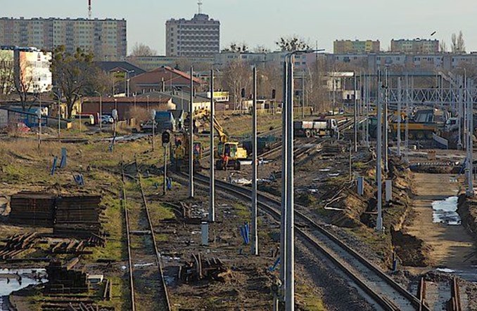 Pięć minut szybciej za pięć miliardów. Potrzebna zmiana paradygmatu inwestycji kolejowych