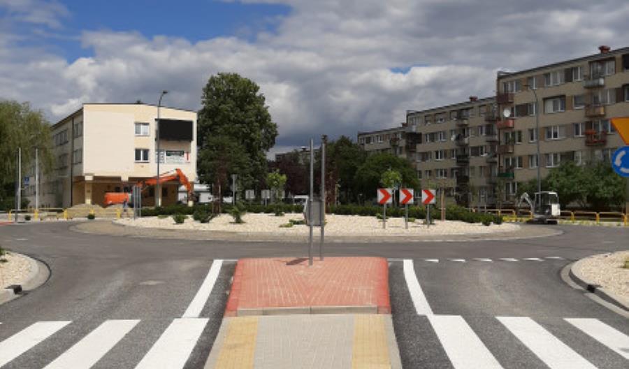 W Turku do dyspozycji kierowców oddano nowe rondo W Turku do dyspozycji kierowców oddano nowe rondo