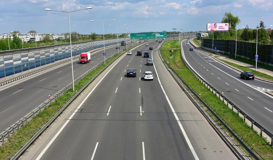 GDDKiA chce odcinkowego pomiaru prędkości na S8 w Warszawie GDDKiA chce odcinkowego pomiaru prędkości na S8 w Warszawie
