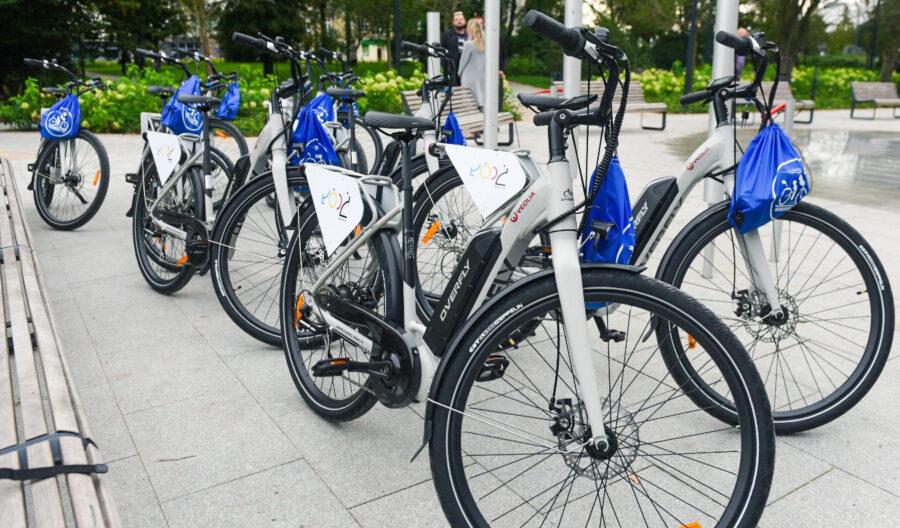 W Łodzi powstało laboratorium na rzecz rozwoju elektromobilności W Łodzi powstało laboratorium na rzecz rozwoju elektromobilności