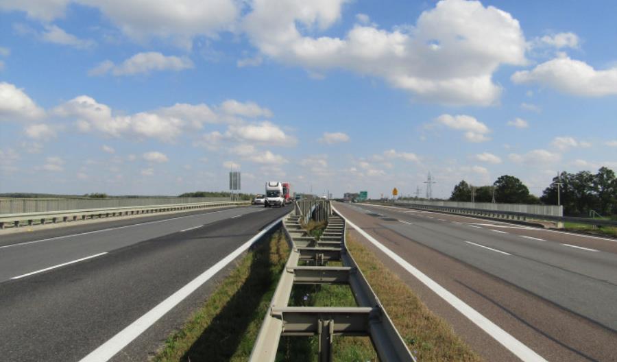 Wiadukty kolejowe nad S8 będą remontowane Wiadukty kolejowe nad S8 będą remontowane