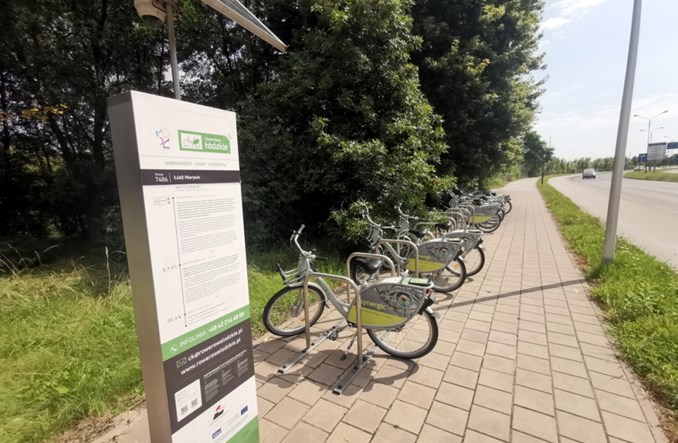 Łódzkie: Mieszkańcy chcą chodników i dróg rowerowych nie tylko na terenie miast