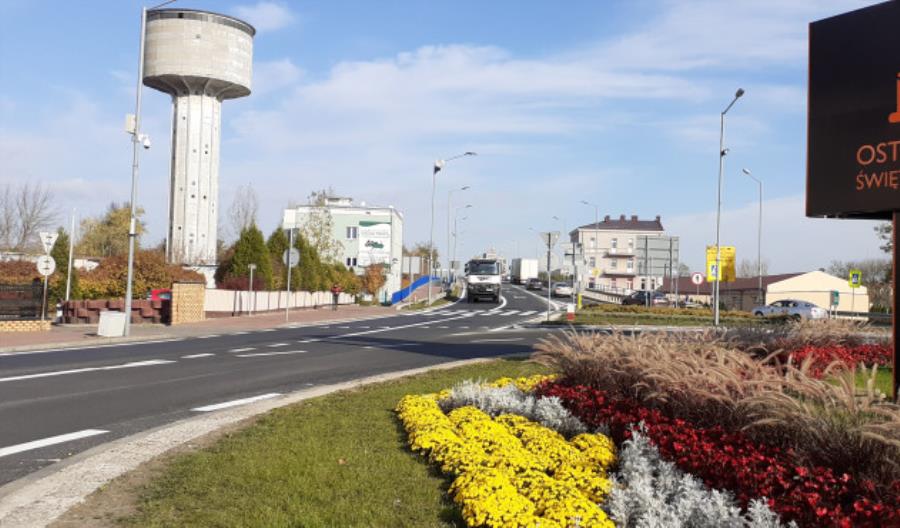 W Ostrowcu Świętokrzyskim wyremontowanym odcinkiem DK-9 W Ostrowcu Świętokrzyskim wyremontowanym odcinkiem DK-9