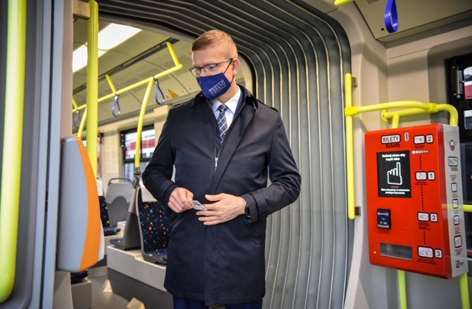 Częstochowa: Karta płatnicza zamiast biletu