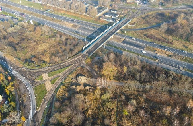 Poznań. Decyzja GDOŚ nie wstrzymała przebudowy wiaduktu na Kurlandzkiej 