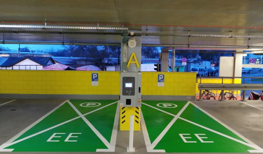 Warszawa. Parkuj i jedź, w międzyczasie naładuj samochód Warszawa. Parkuj i jedź, w międzyczasie naładuj samochód