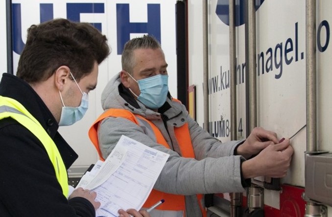 Kuehne+Nagel finalizuje umowę na dystrybucję szczepionki od Moderny 