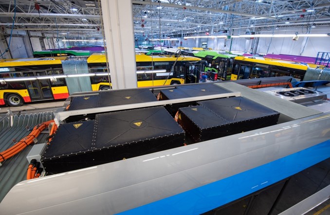Solaris: Drugie życie dla baterii z elektrobusów. Jako magazyny energii