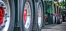 NIK: Zbyt ciężkie pojazdy niszczą drogi w miastach. Ochrona nieskuteczna