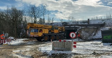 Zaczynają się prace na linii nr 62 między Charsznicą a Wolbromiem Zaczynają się prace na linii nr 62 między Charsznicą a Wolbromiem