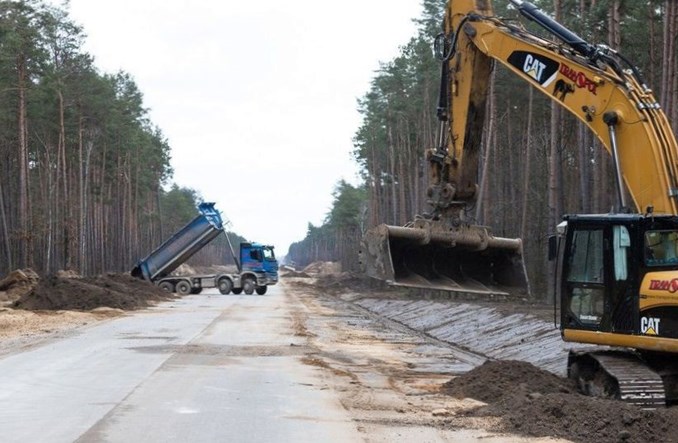 Trwa rozbudowa drogi wojewódzkiej w ciągu Toruń - Płock