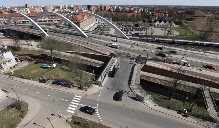 Gdańsk. Most nad Kanałem Raduni otwarty po dwóch latach Gdańsk. Most nad Kanałem Raduni otwarty po dwóch latach