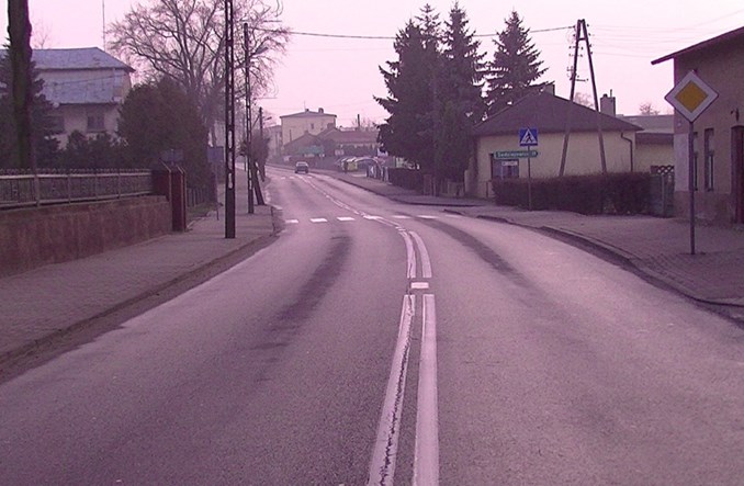 Łódzkie: Niebawem koniec robót na DW-483 i DW-726. Krótkie, ale ważne odcinki 