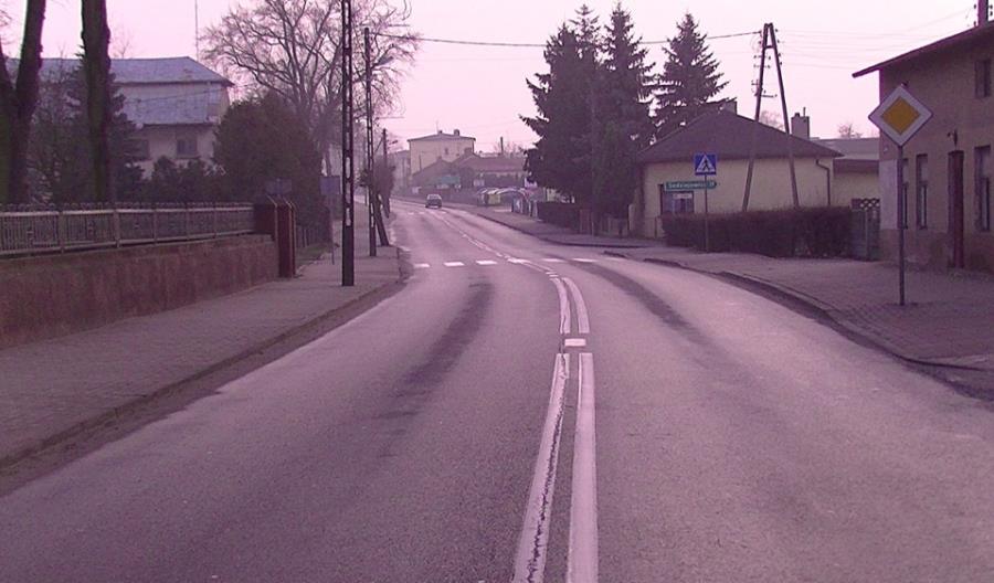 Łódzkie: Niebawem koniec robót na DW-483 i DW-726. Krótkie, ale ważne odcinki Łódzkie: Niebawem koniec robót na DW-483 i DW-726. Krótkie, ale ważne odcinki