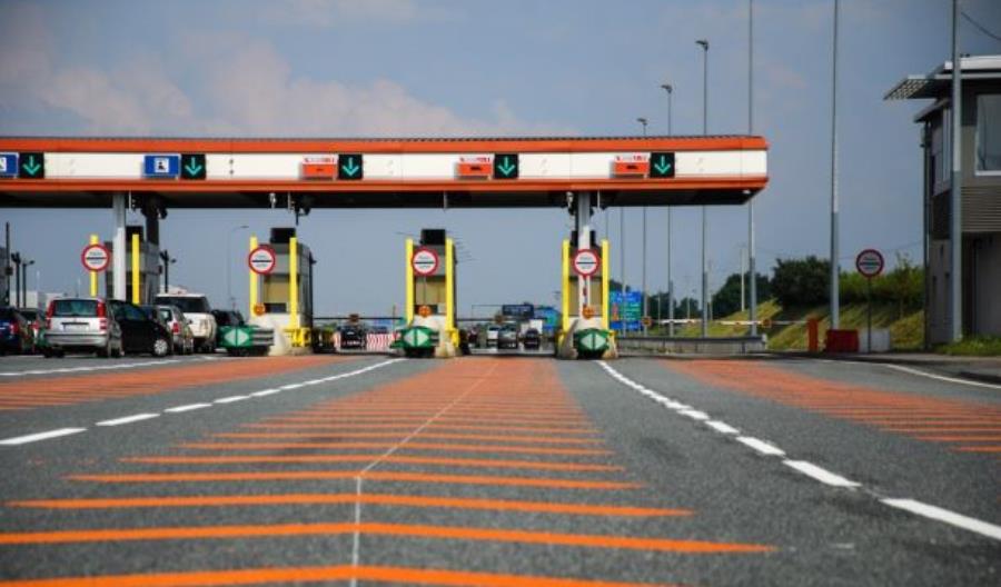 Pośpiech przy wdrażaniu e-Toll nie ma uzasadnienia, ale przesunięcie terminu nie dziwi Pośpiech przy wdrażaniu e-Toll nie ma uzasadnienia, ale przesunięcie terminu nie dziwi