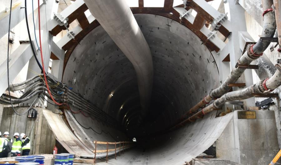 Wyspiarka wkrótce wejdzie pod dno Świny. Wydrążyła już 419 m tunelu Wyspiarka wkrótce wejdzie pod dno Świny. Wydrążyła już 419 m tunelu