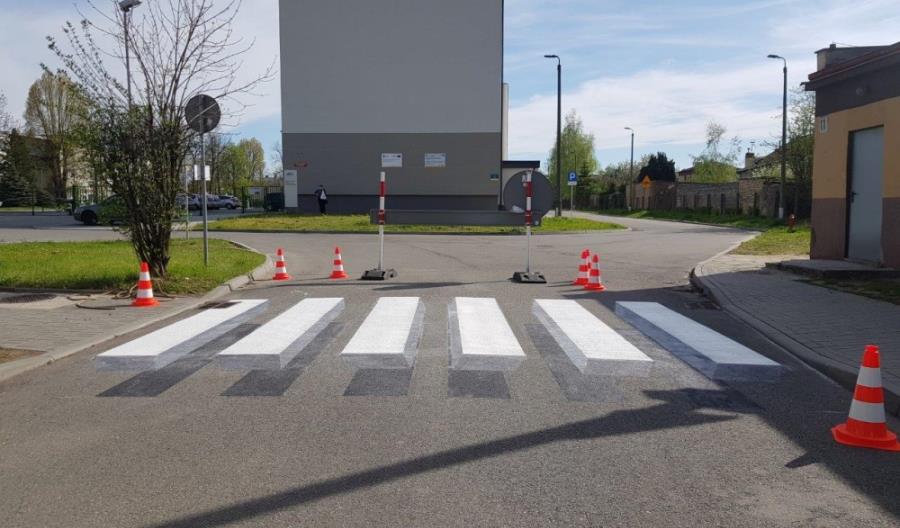 Częstochowa. Trójwymiarowa „zebra” wymusi ostrożność Częstochowa. Trójwymiarowa „zebra” wymusi ostrożność