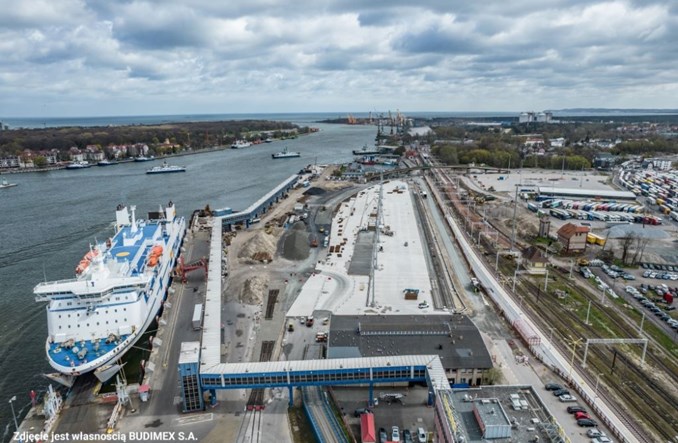 CEMEX uczestniczy w modernizacji terminala w Świnoujściu 