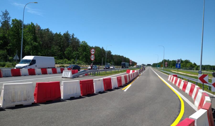 Dwiema jezdniami na S19 Janów – Lasy Janowskie Dwiema jezdniami na S19 Janów – Lasy Janowskie