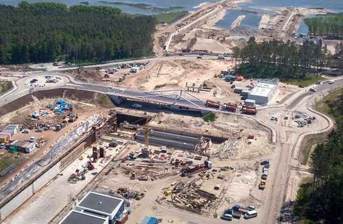 Most Południowy nad kanałem na Mierzei Wiślanej oddany do użytku