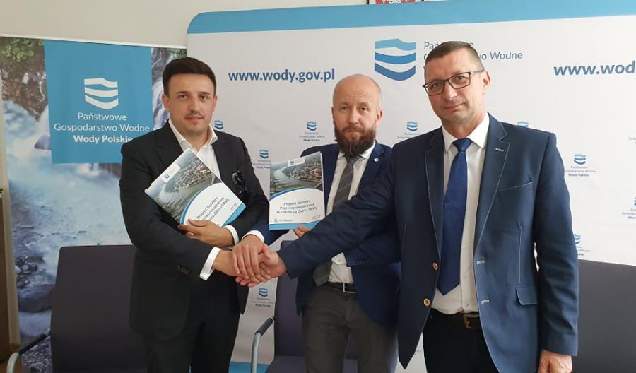 Wykonawca przejmuje budowę mostu w Kostrzynie nad Odrą Wykonawca przejmuje budowę mostu w Kostrzynie nad Odrą