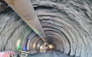 Dolny Śląsk. Tunel w ciągu S3 za półmetkiem