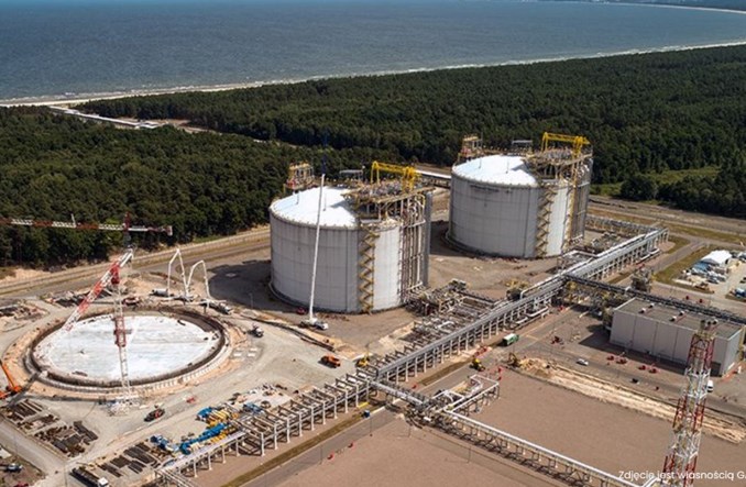 CEMEX dostarcza beton na budowę terminalu LNG w Świnoujściu 