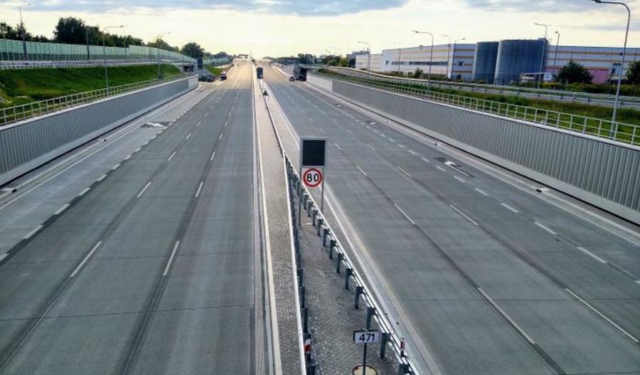 Będą korki? Remonty dróg w cieniu finalizowanych inwestycji w Warszawie Będą korki? Remonty dróg w cieniu finalizowanych inwestycji w Warszawie