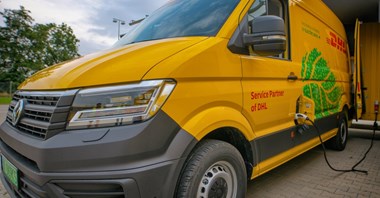 DHL Express będzie dostarczał elektrykami 